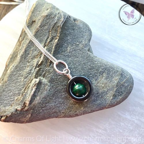 Hematite Gemstone Fidget Necklace (Malachite)